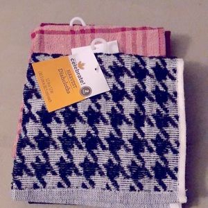 Red and Black Dishcloth Harvest